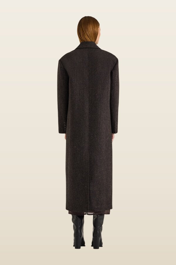 Harri Coat — model back