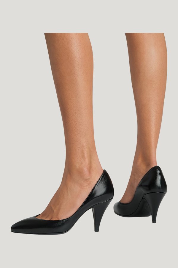Haze Pump in Black Creased Leather — model front
