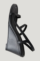 High Wedge — model side