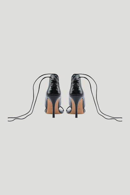 Issa Sandal Black Leather — extra