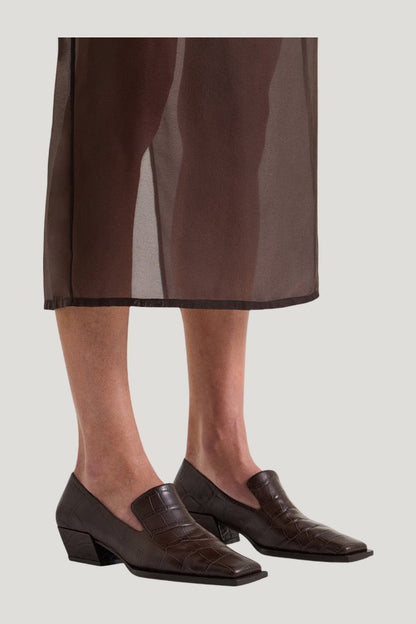 Ivy Loafer — model side