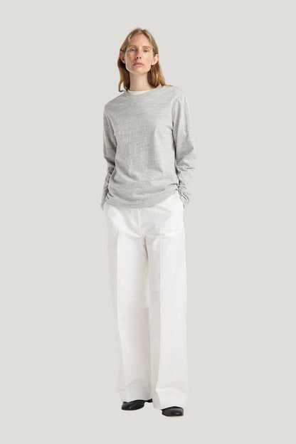 Japanese mouliné jersey long sleeve | grey mouliné — model front