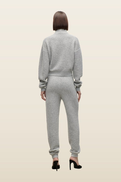 Klara Jogger — model back