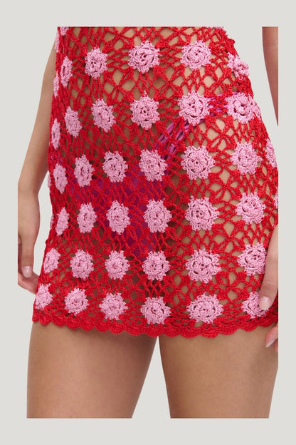 Julie Crochet Coverup — carry 3