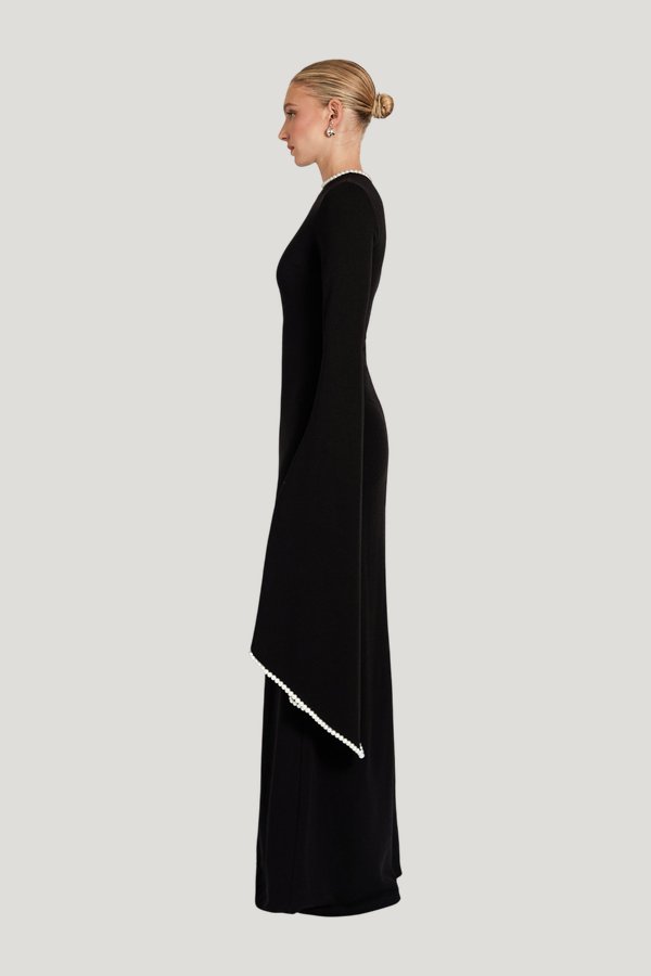 Kadela Dress — model side