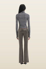 Kaja Pant — model back