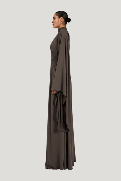 Kasir Dress — model side