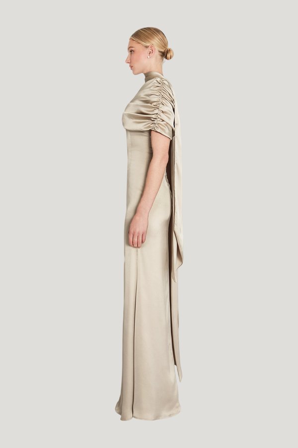 Kiris Dress — model side