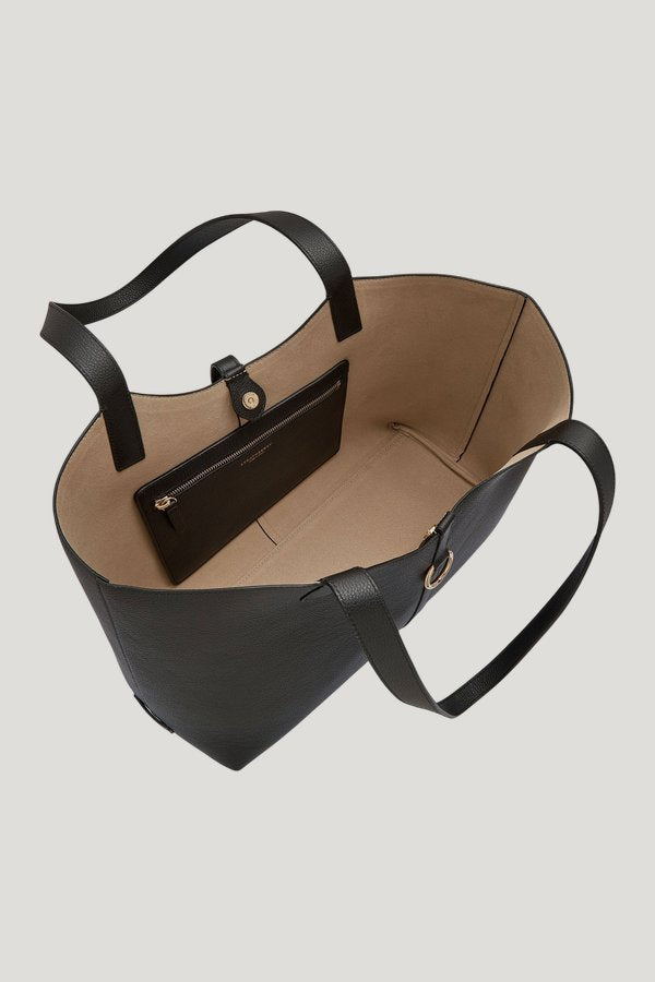 Kite Tote — model side