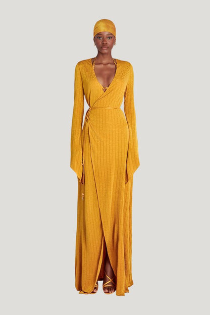 Komola Cover-Up — model front