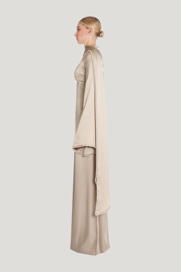 Krace Dress — model side