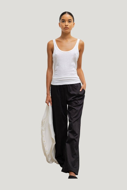 Laura Scoop Neck Tank — carry 3