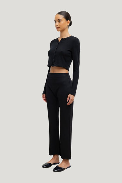 Lauren Crop Cardigan — model side