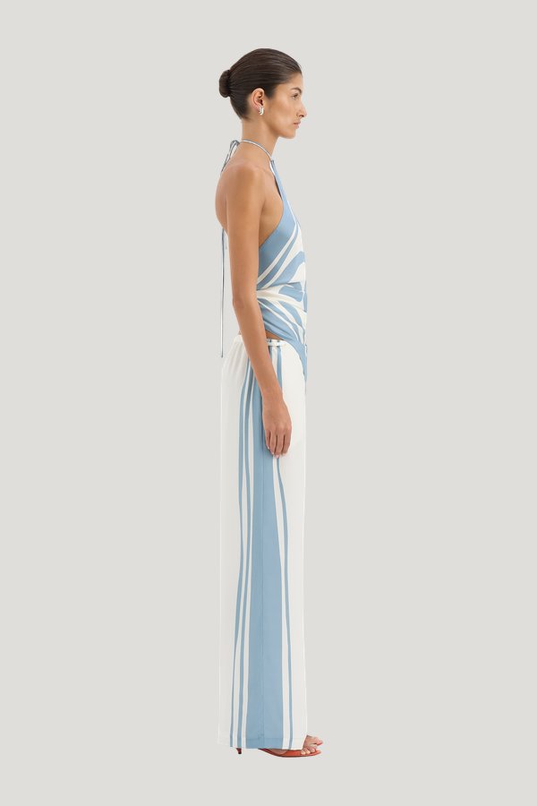 Lilou Drawstring Pant — model side