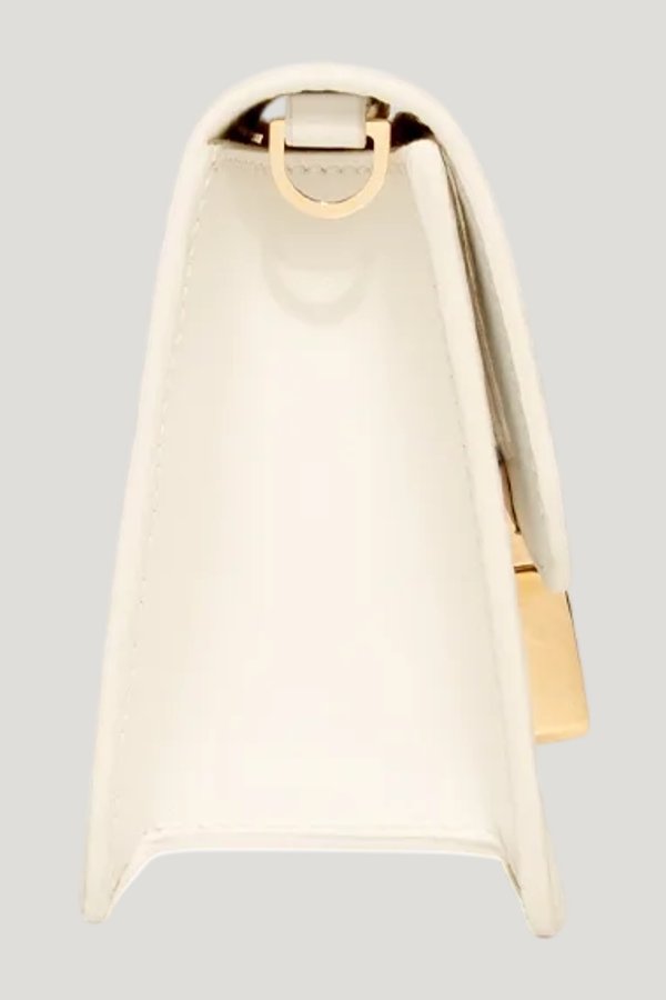 Luna In Cream Leather — model side