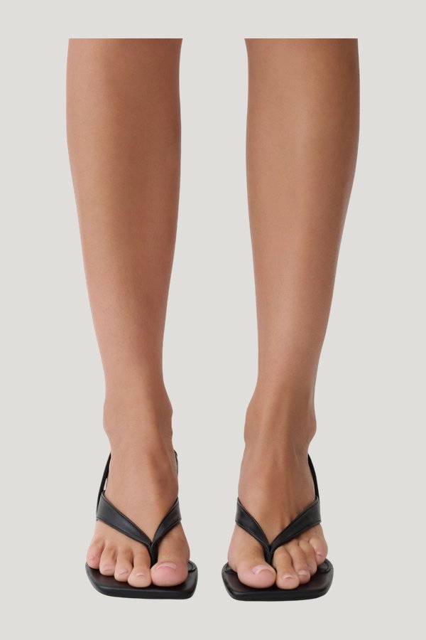 Mai Sling Back Thong Heel — model side