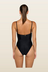 Margot Black - One Piece — carry 3
