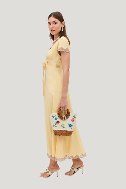 marlice dress butter — model side