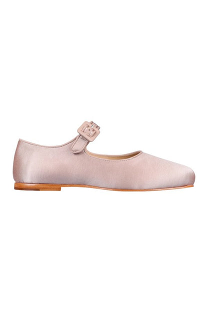 Mary Jane Pointe In Ballet Satin — packshot