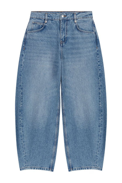 Balloon jeans — packshot
