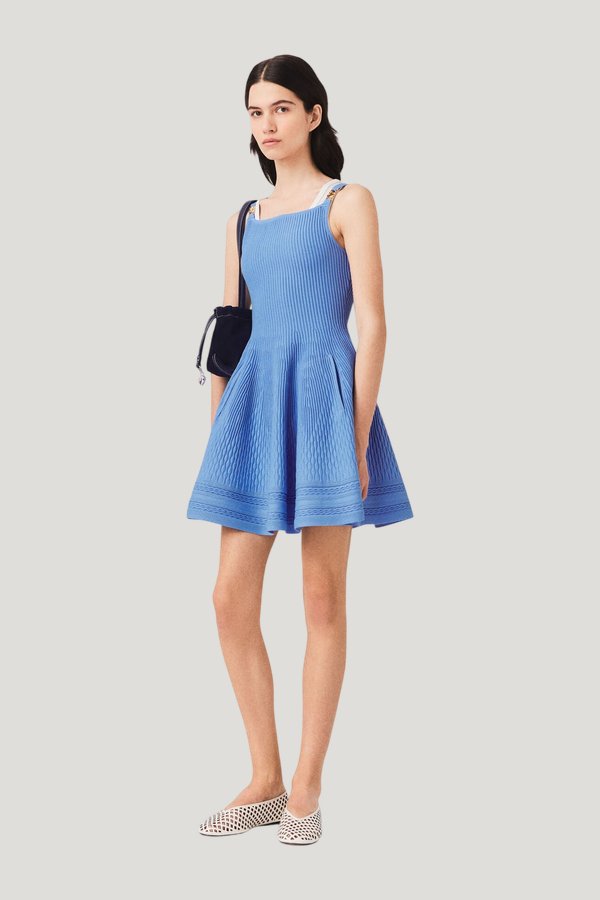 Short knit dress — carry 2