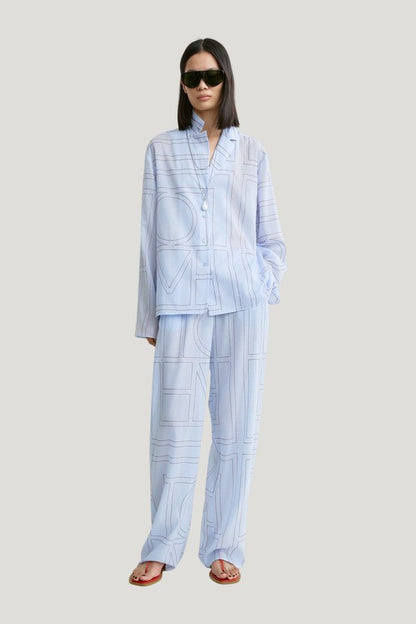 Monogram cotton-blend pj top sky — model front