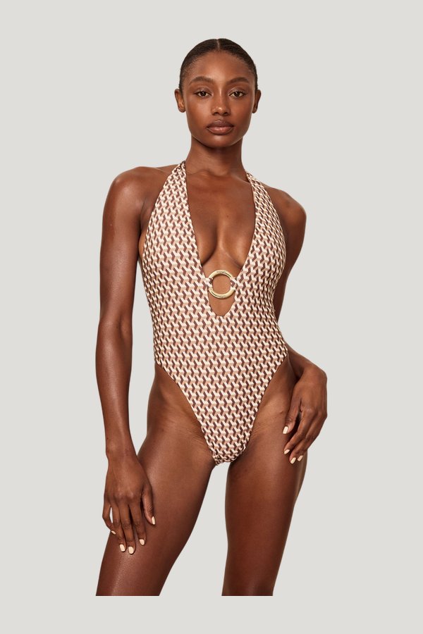 Montego One Piece — carry 2
