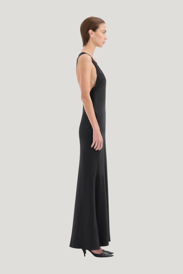 Montparnasse Gown — model side