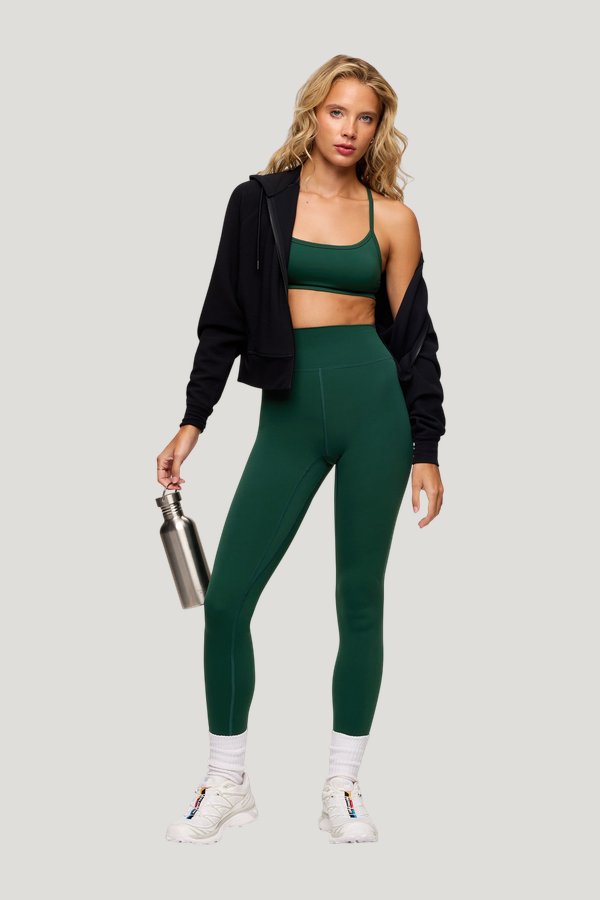 Motion Legging | Hunter — model side
