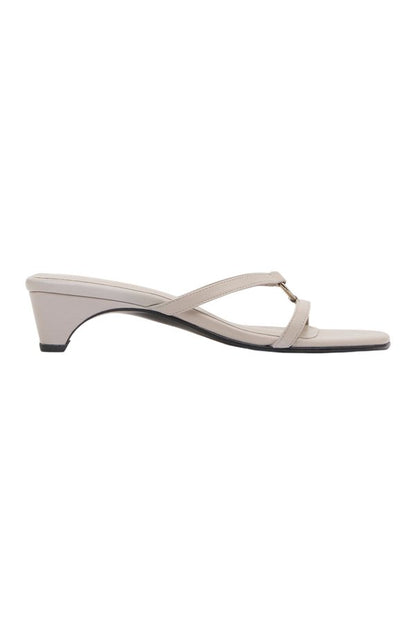 Multi Strap Heel — packshot