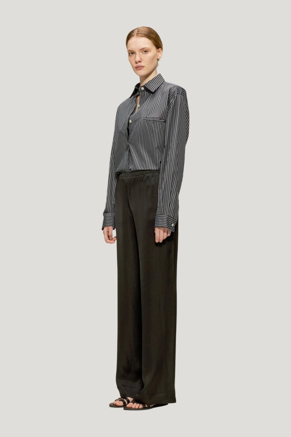 Nate Trousers — model front