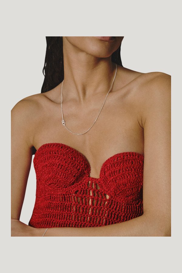 Neat Necklace Silver — model side