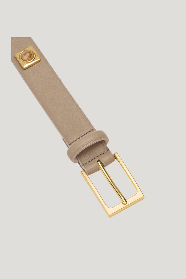 No. 2 Belt — model side