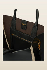 The Compass Tote - Crochet tote bag - Black/Creme — model back