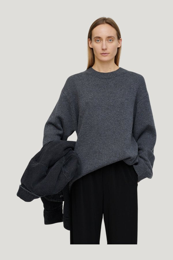 Renea - Wool blend sweater — model side