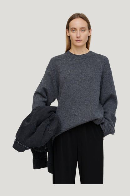 Renea - Wool blend sweater — model side