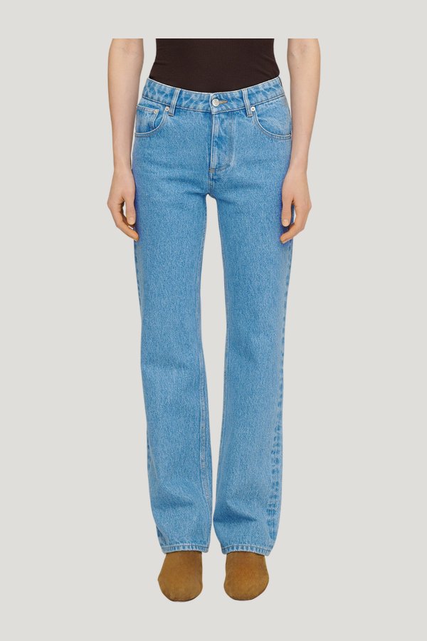 Gwen - Jeans - Mid — model side