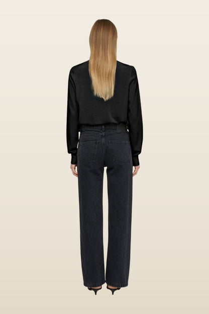 Nadra - Fine merino sweater — carry 4