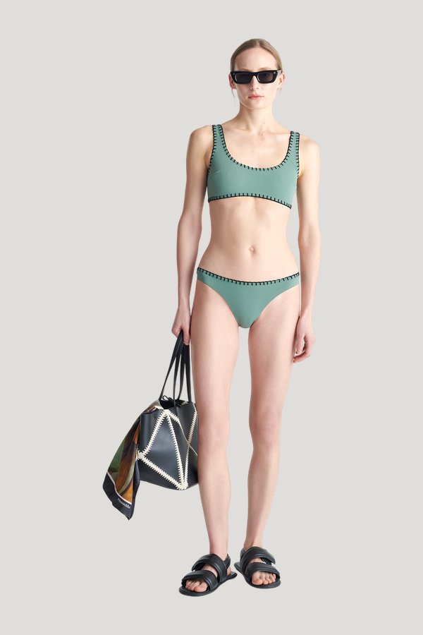 Malti - Bikini top — model front