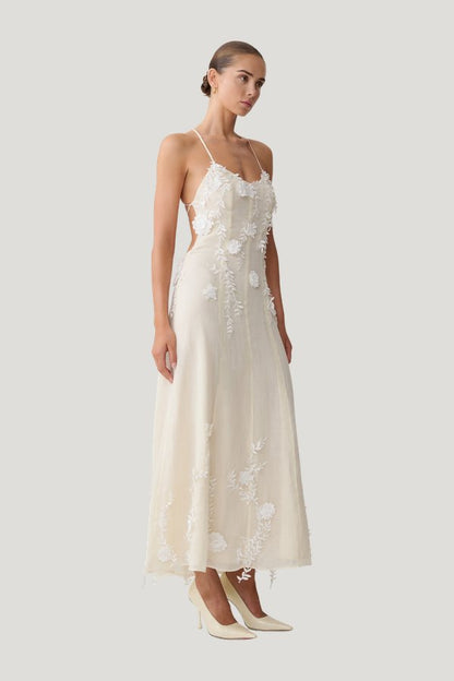 Odette Floral Lace Midi Dress - Buttermilk — model side