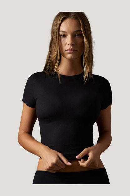 Ojai Tee Crop - Black Lightweight Rib — model front