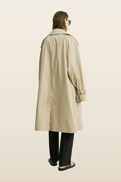 Oversized cotton trench — model back