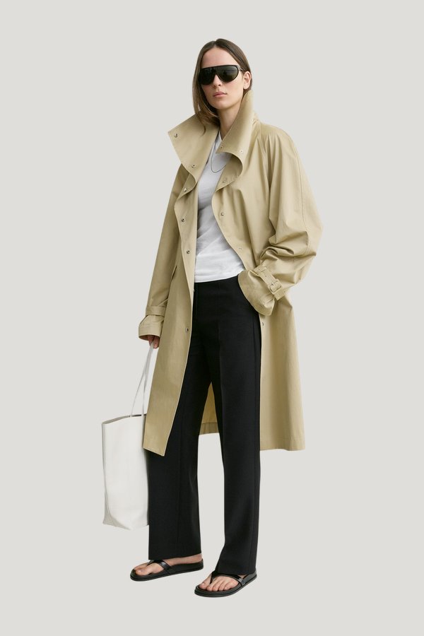 Oversized cotton trench — model front