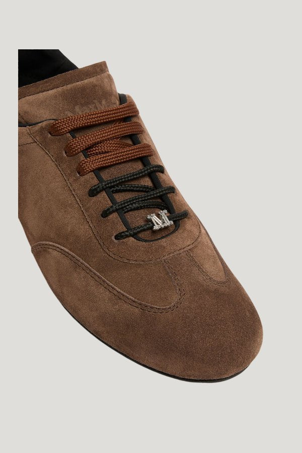 Flat split-leather trainers — model side