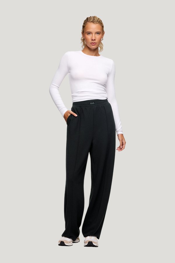 Performance Waffle Wide Leg Pant — model front