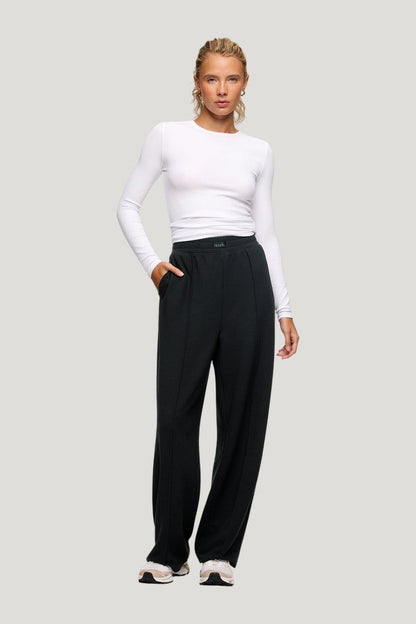 Performance Waffle Wide Leg Pant — model front