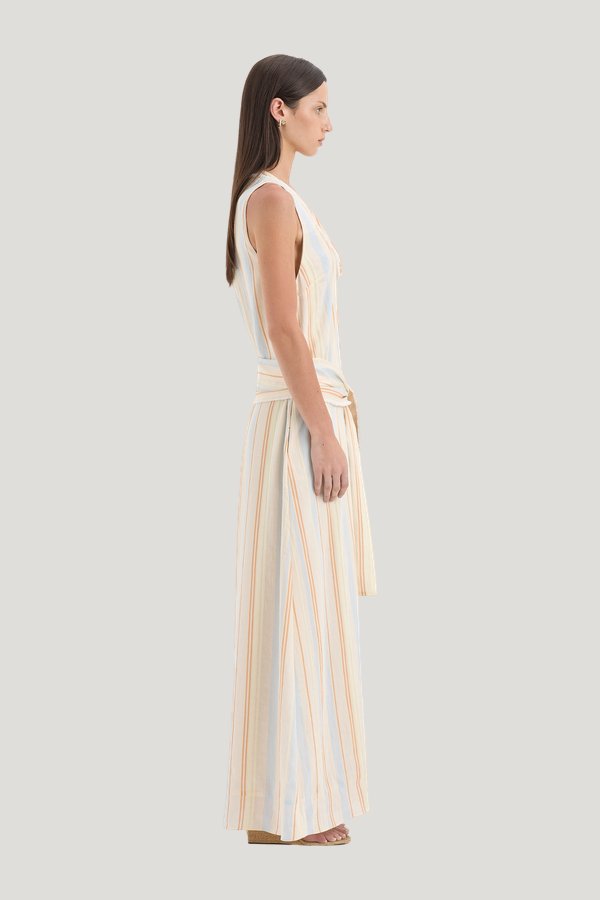 Pernille Scoop Neck Maxi Dress — model side