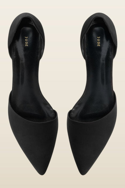 Pirrie Pump Black Nubuck Leather — model back