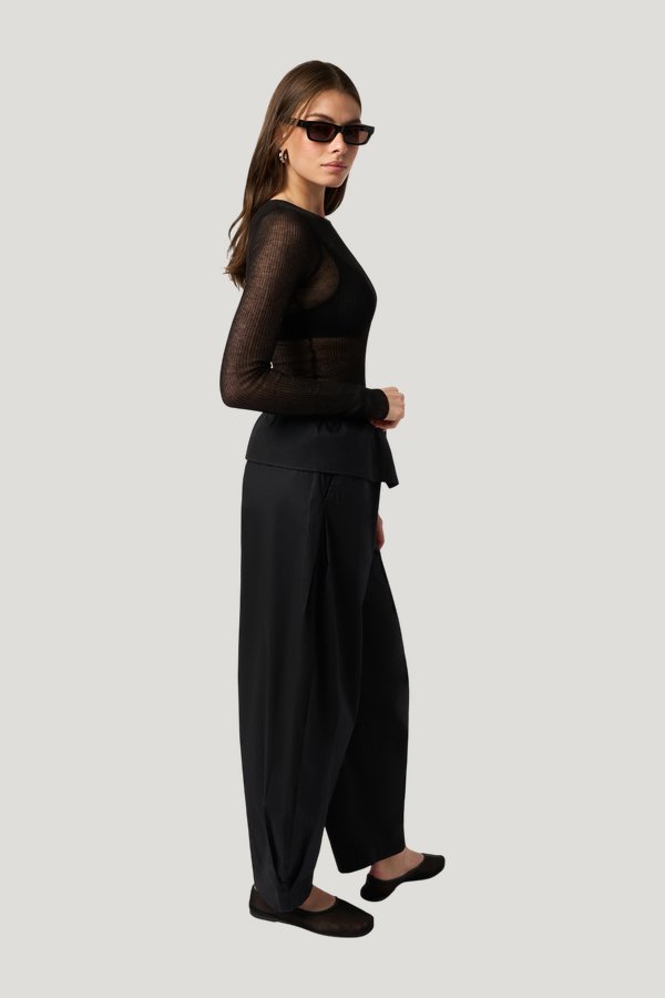 Pull On Fold Over Pant — model side