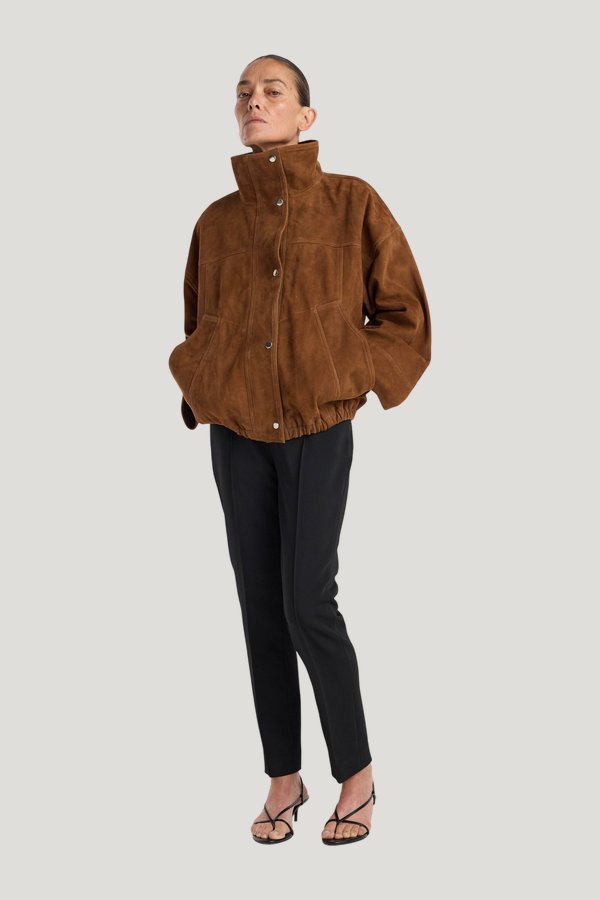 Reinvented suede jacket | cognac — model front